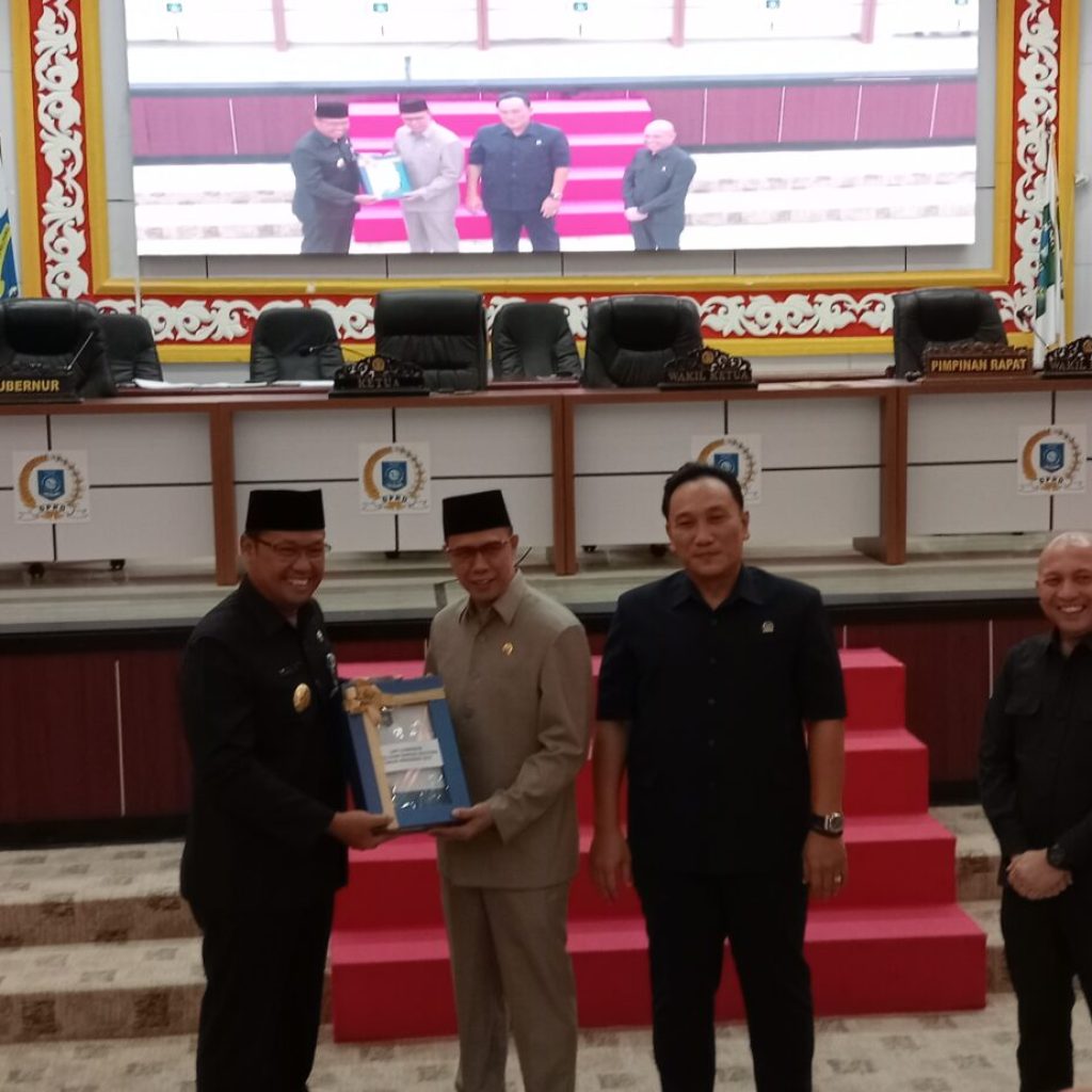 DPRD Babel Gelar Rapat Penyampaian LKPJ dan Pembentukan Pansus Non Perda Tata Kelola dan Tata Niaga Pertimahan
