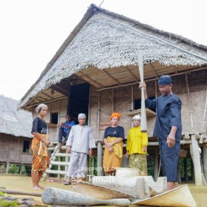 Menjaga Tradisi Masyarakat Adat, PT Timah Dukung Pelestarian Ritual Adat Nujuh Jerami Festival Mapor