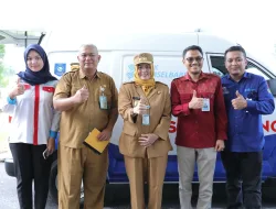 Pemprov Kep. Babel Terima Bantuan Mobil Samling dari Bank Sumsel Babel
