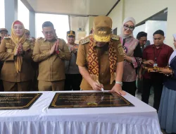 Permudah Akses Pendidikan, Gubernur Hidayat Arsani Resmikan Kantor Cabdin dan SMA Negeri 3 Toboali