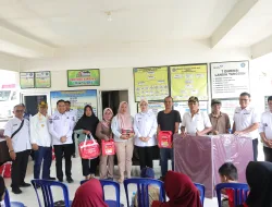 Pemkot Pangkalpinang Salurkan Bantuan Kemensos untuk 311 KK Terdampak Banjir Rob di Rejosari