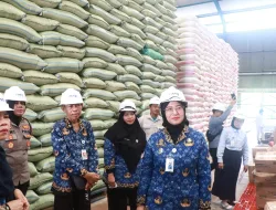 Sambangi Pasar dan Gudang Bulog Pemkot Pastikan Ketersediaan Pangan Aman